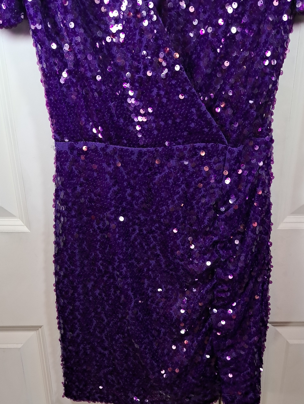 NWT Leyden Sparkling Purple Sequin Gown - Picture 3 of 6